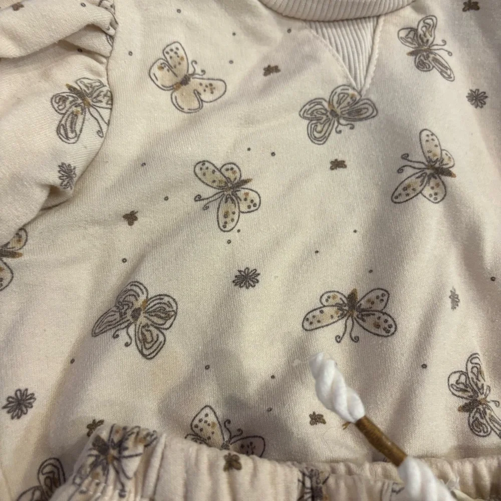 Butterfly Print Baby Outfit